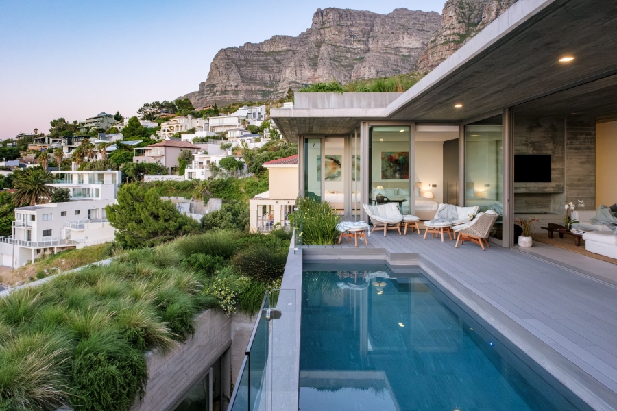 6 Bedroom Property for Sale in Camps Bay Western Cape